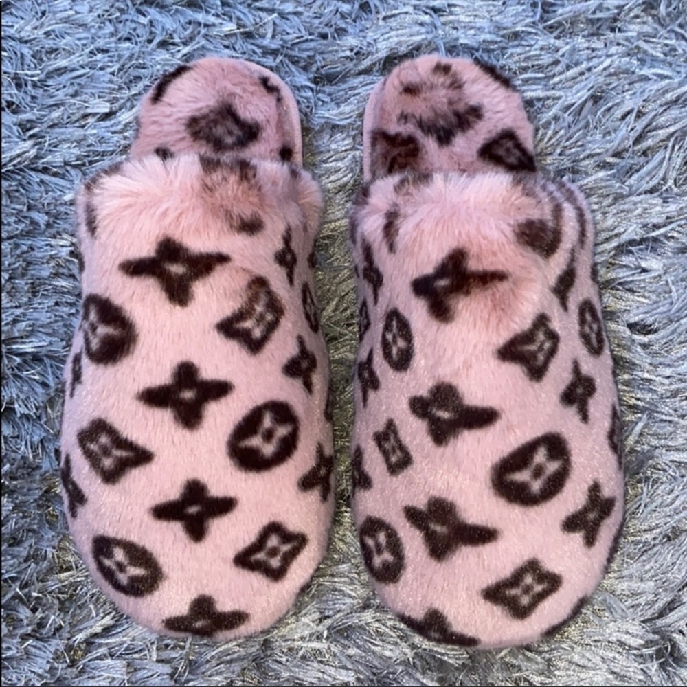 Louis Vuitton House Slides